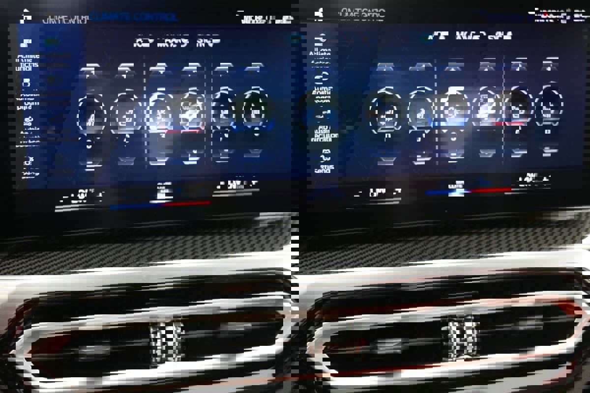 Used 2024 BMW M3 Competition w/ Executive Package image 9