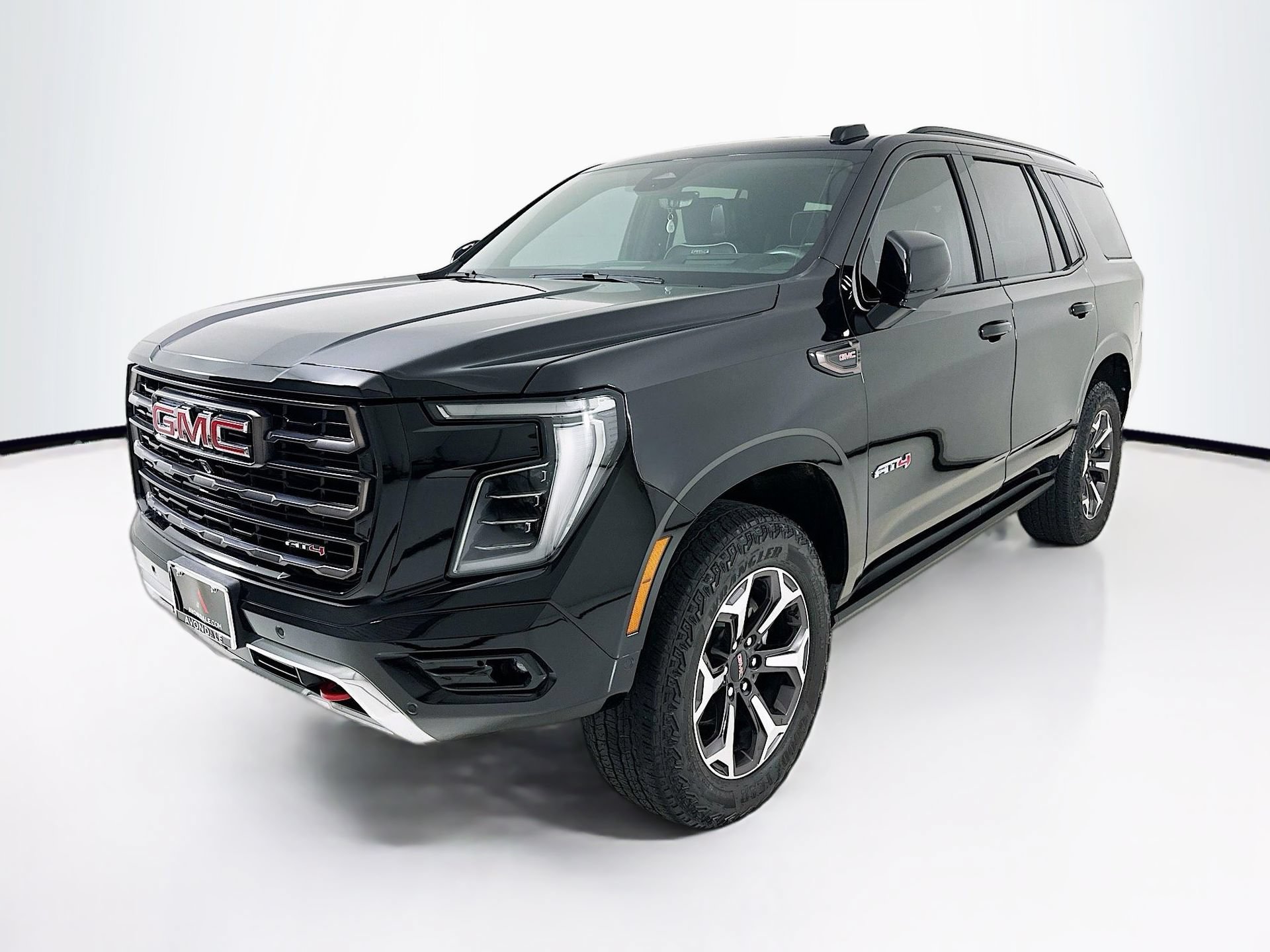 Used 2025 GMC Yukon AT4 Ultimate AWD/4WD image 3