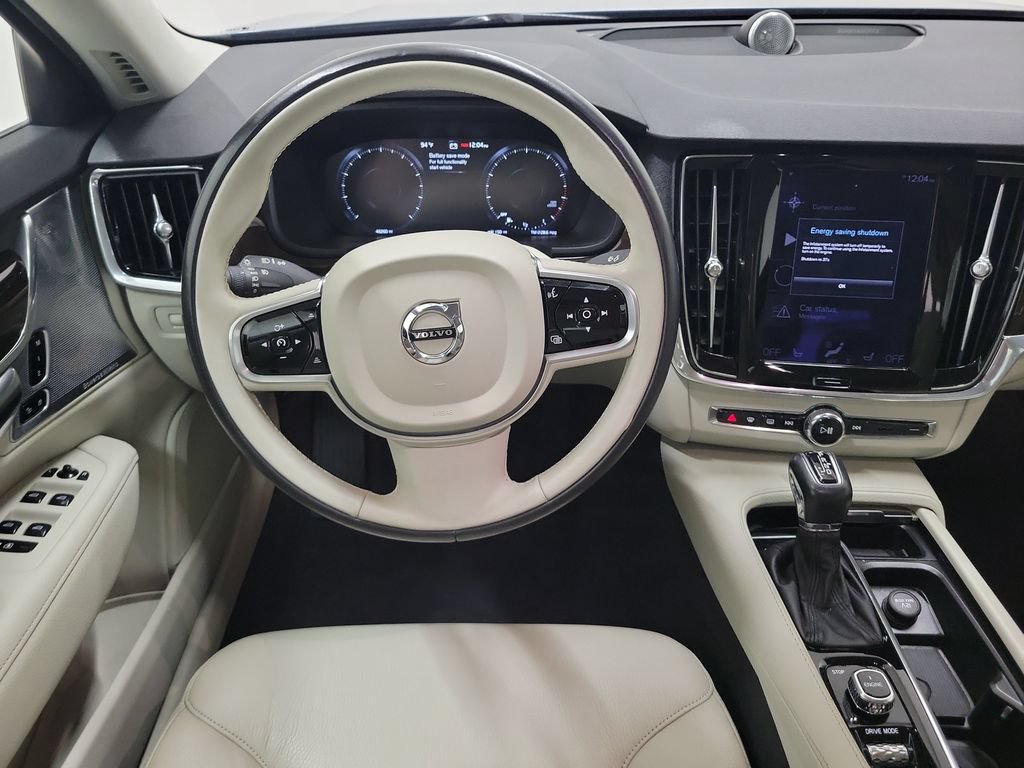 Used 2017 Volvo S90 T6 Momentum w/ Vision Package AWD/4WD image 15