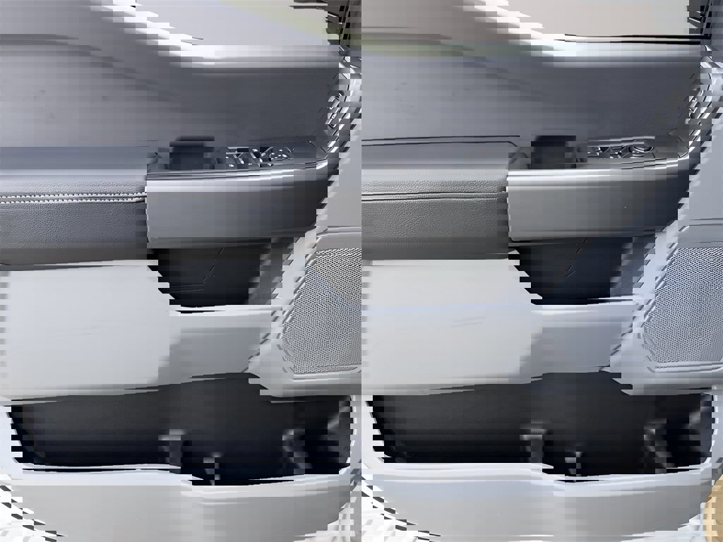 New 2026 Ford F250 XLT image 26