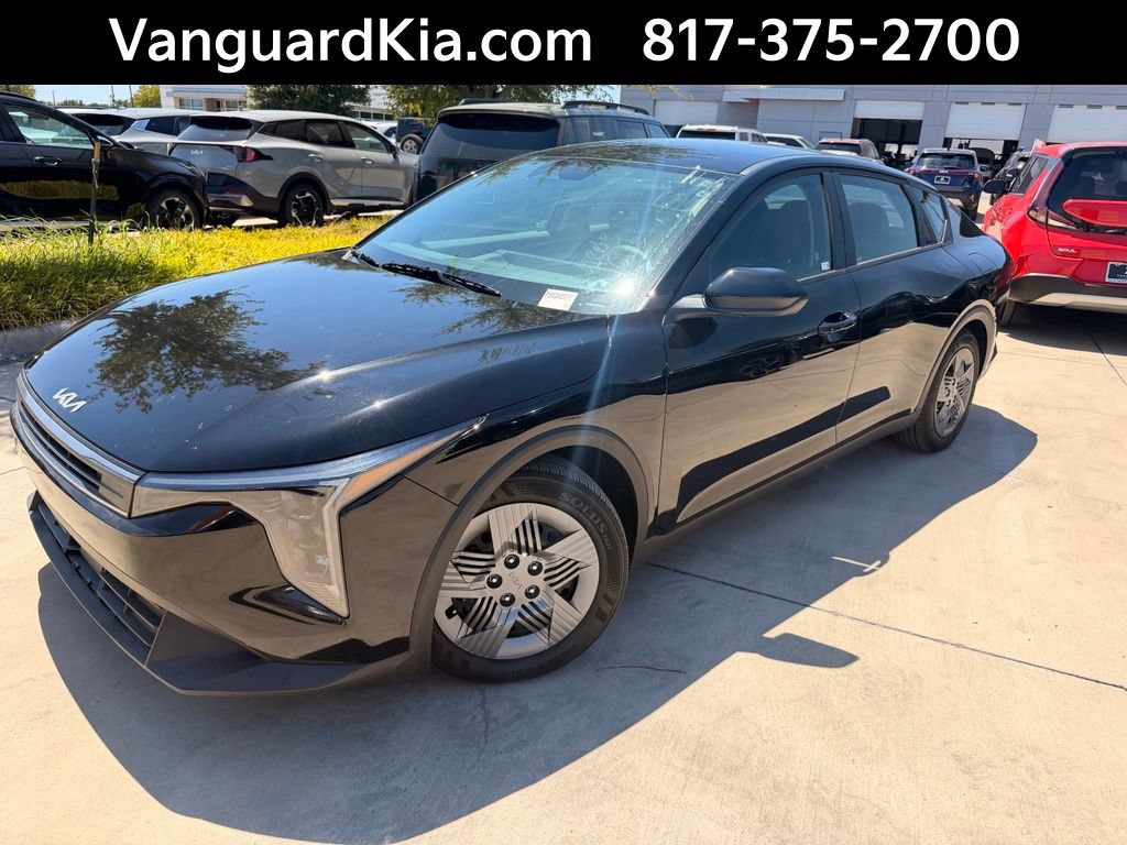 Certified 2025 Kia K4