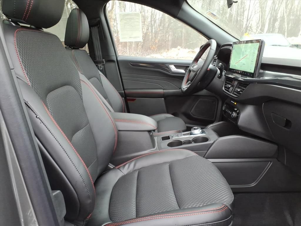 New 2026 Ford Escape ST-Line w/ Tech Pack #1 AWD/4WD image 8