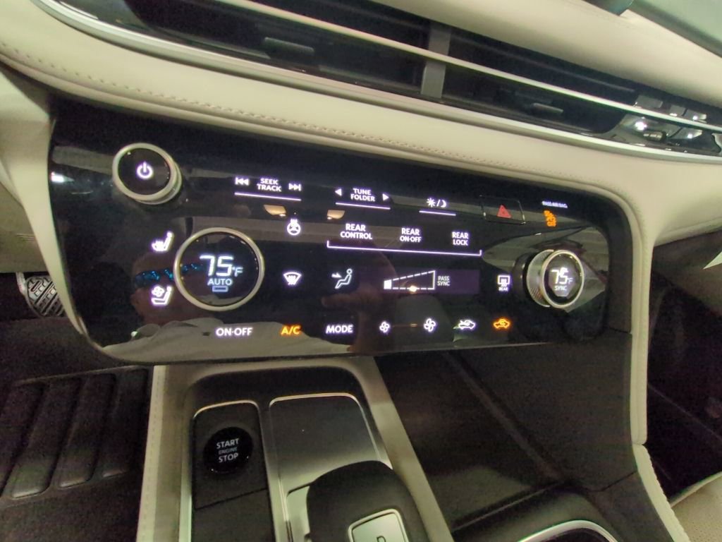 Used 2026 INFINITI QX60 Luxe w/ Cargo Package FWD image 20
