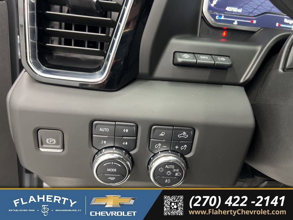 Used 2024 GMC Sierra 3500 Denali Ultimate image 24