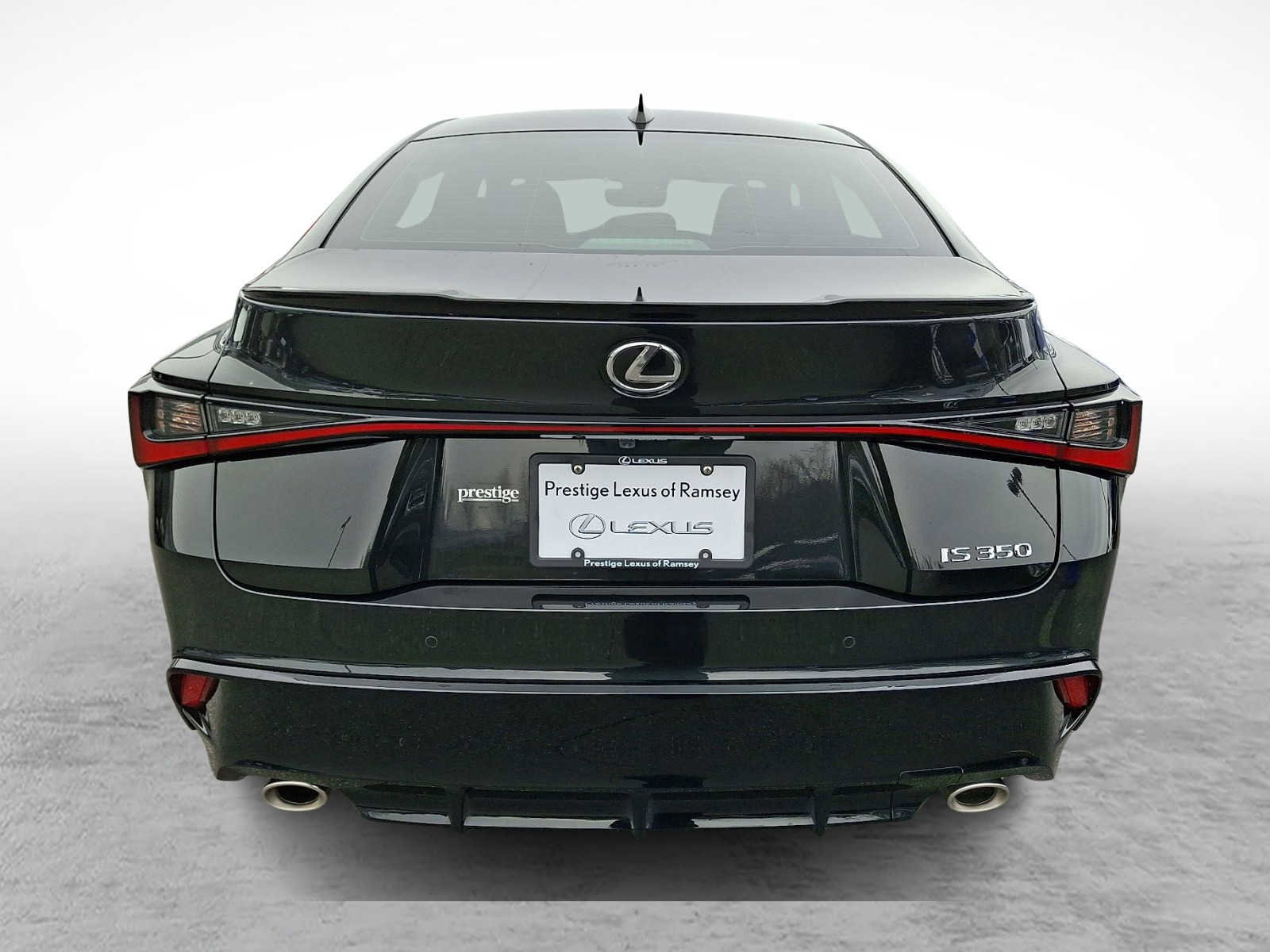 Used 2025 Lexus IS 350 F Sport w/ Navigation Package image 5