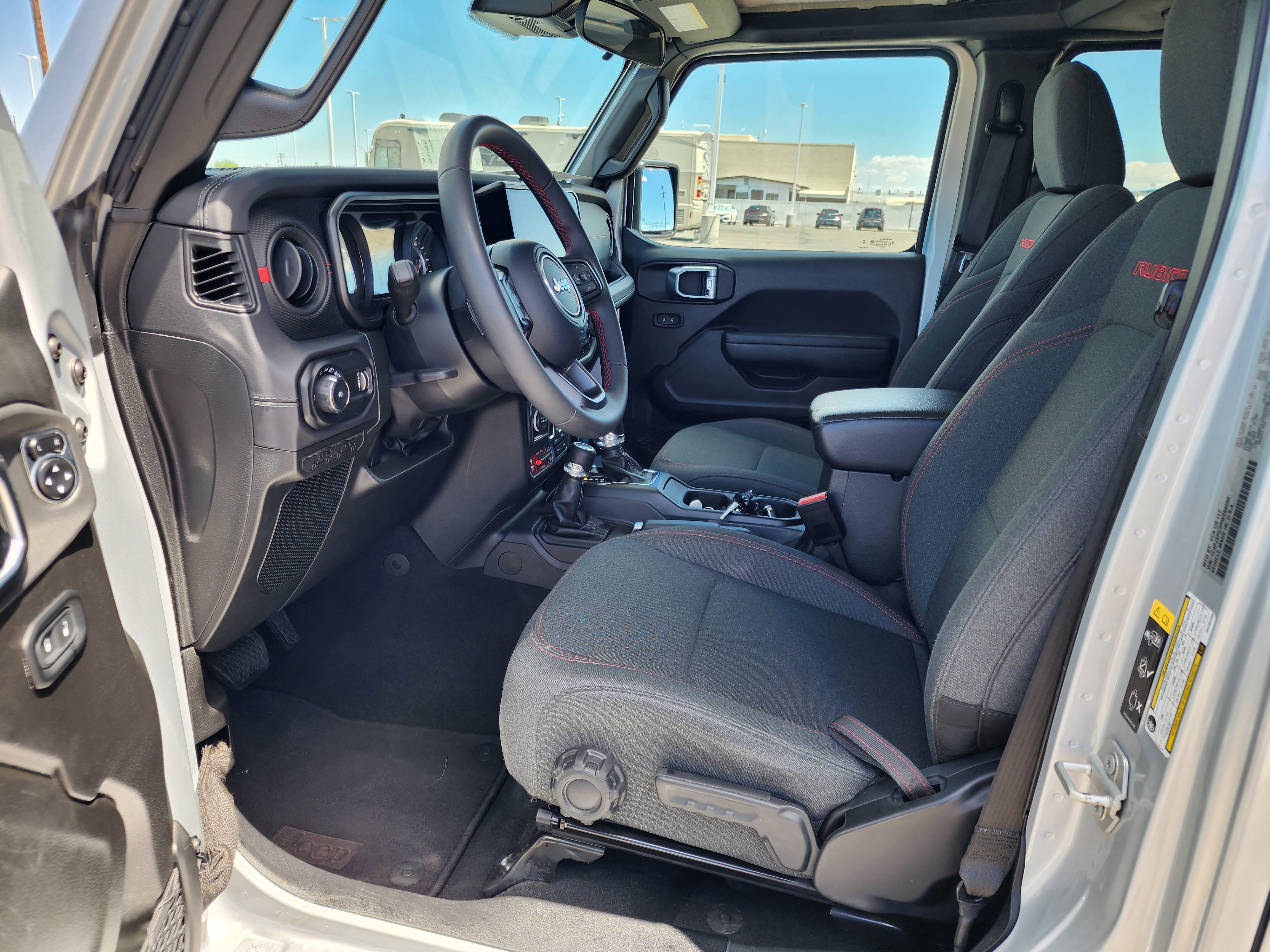 Used 2024 Jeep Wrangler Unlimited Rubicon image 16