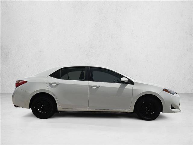 Used 2019 Toyota Corolla LE FWD image 4