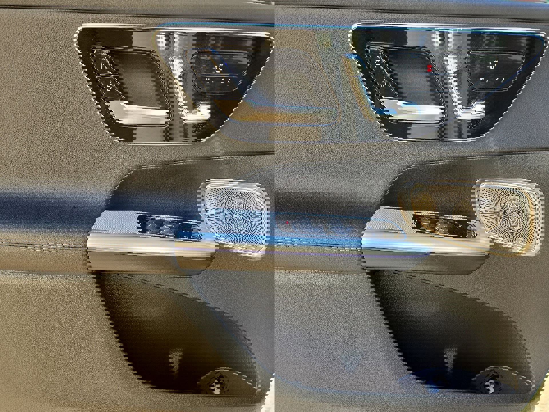 Used 2024 Mercedes-Benz GLC 43 AMG GLC 43 AMGﾮ Pinnacle 4MATICﾮ image 15