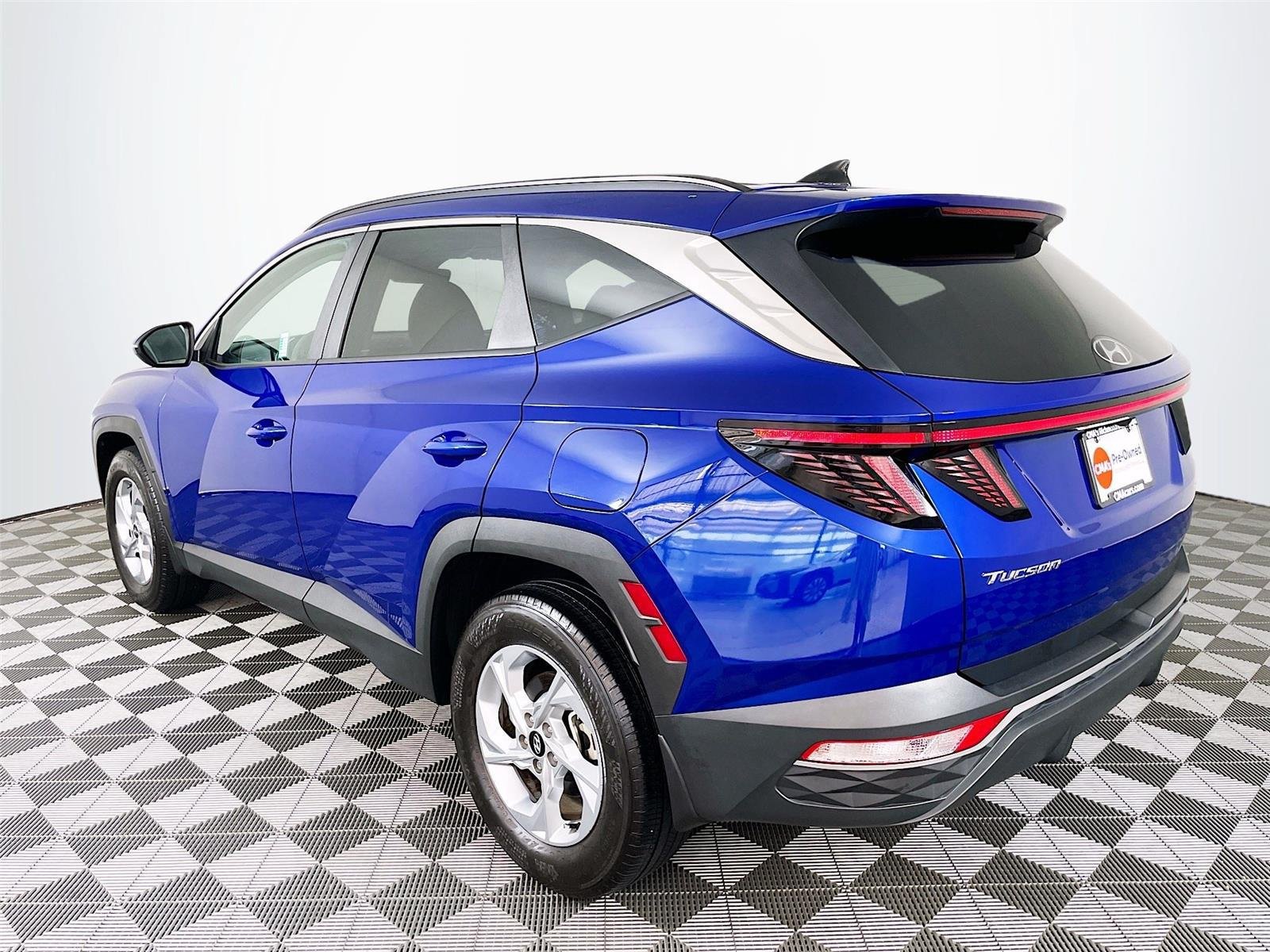 Certified 2023 Hyundai Tucson SEL w/ Cargo Package AWD/4WD image 7