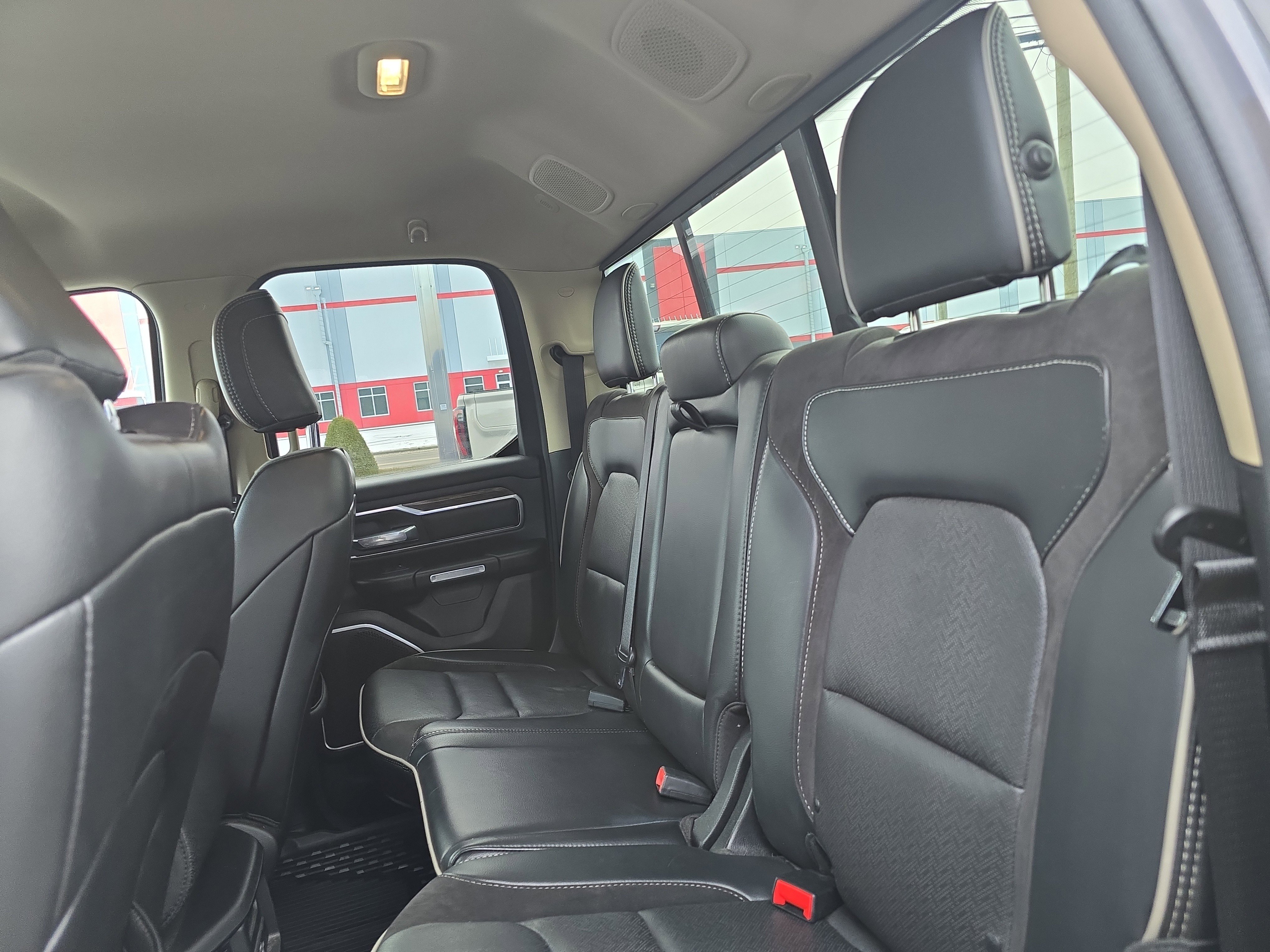 Used 2020 RAM 1500 Laramie image 15