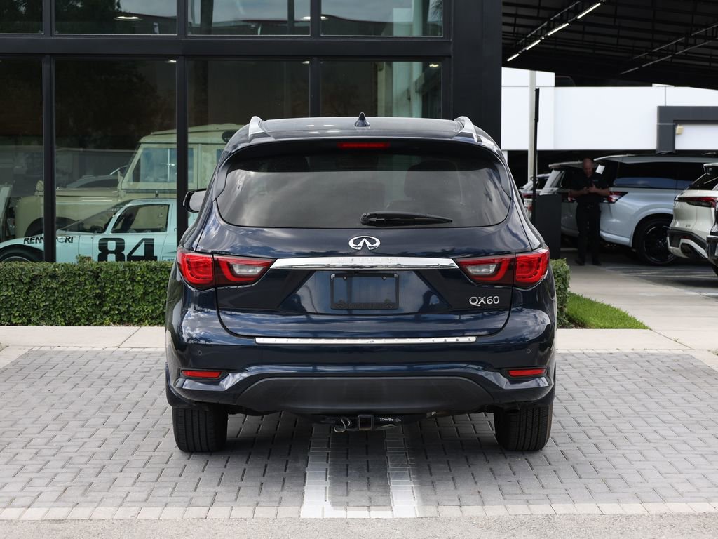 Used 2019 INFINITI QX60 Luxe w/ Essential Package FWD image 6