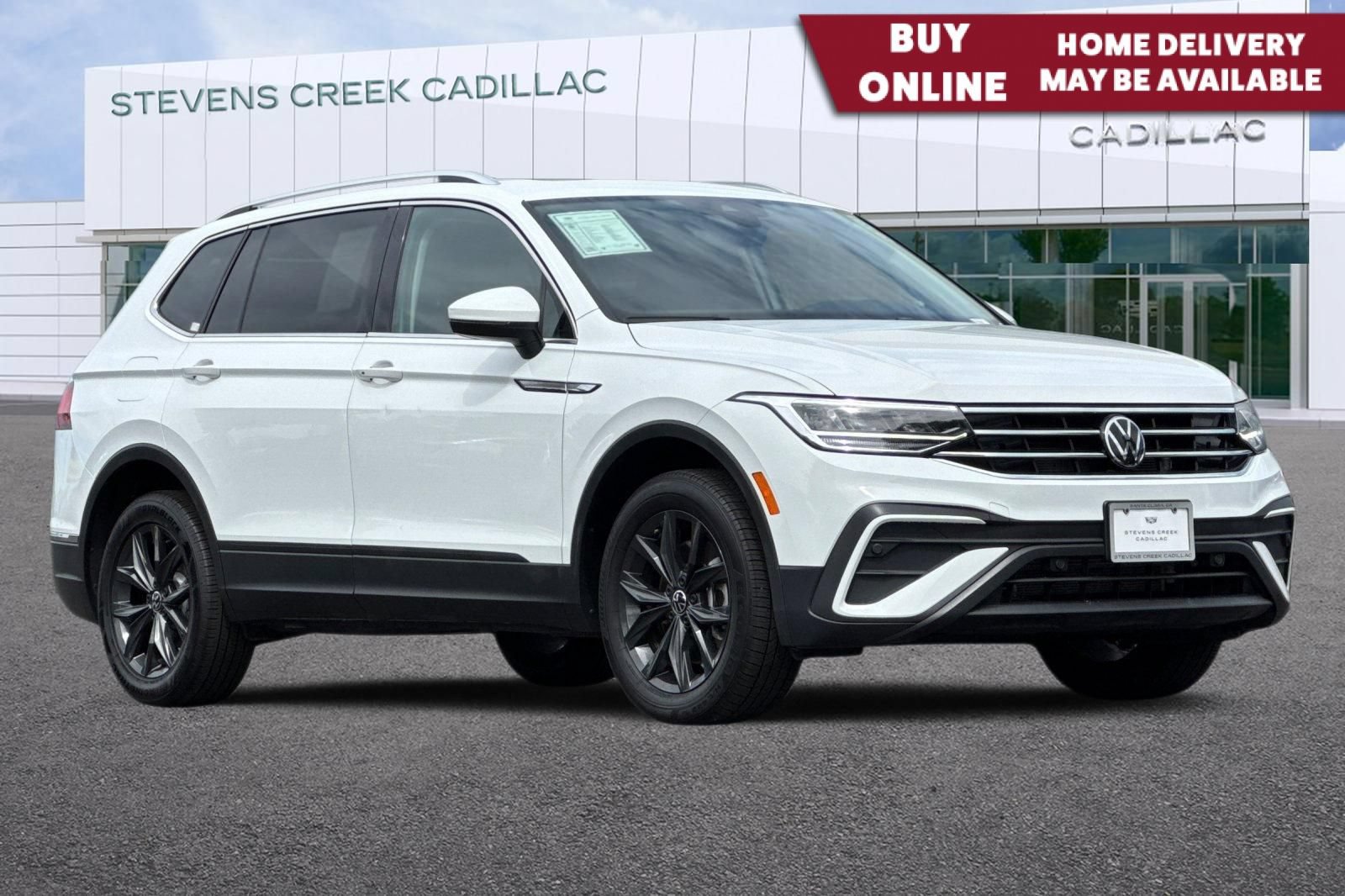 Used 2024 Volkswagen Tiguan Wolfsburg Edition FWD image 1