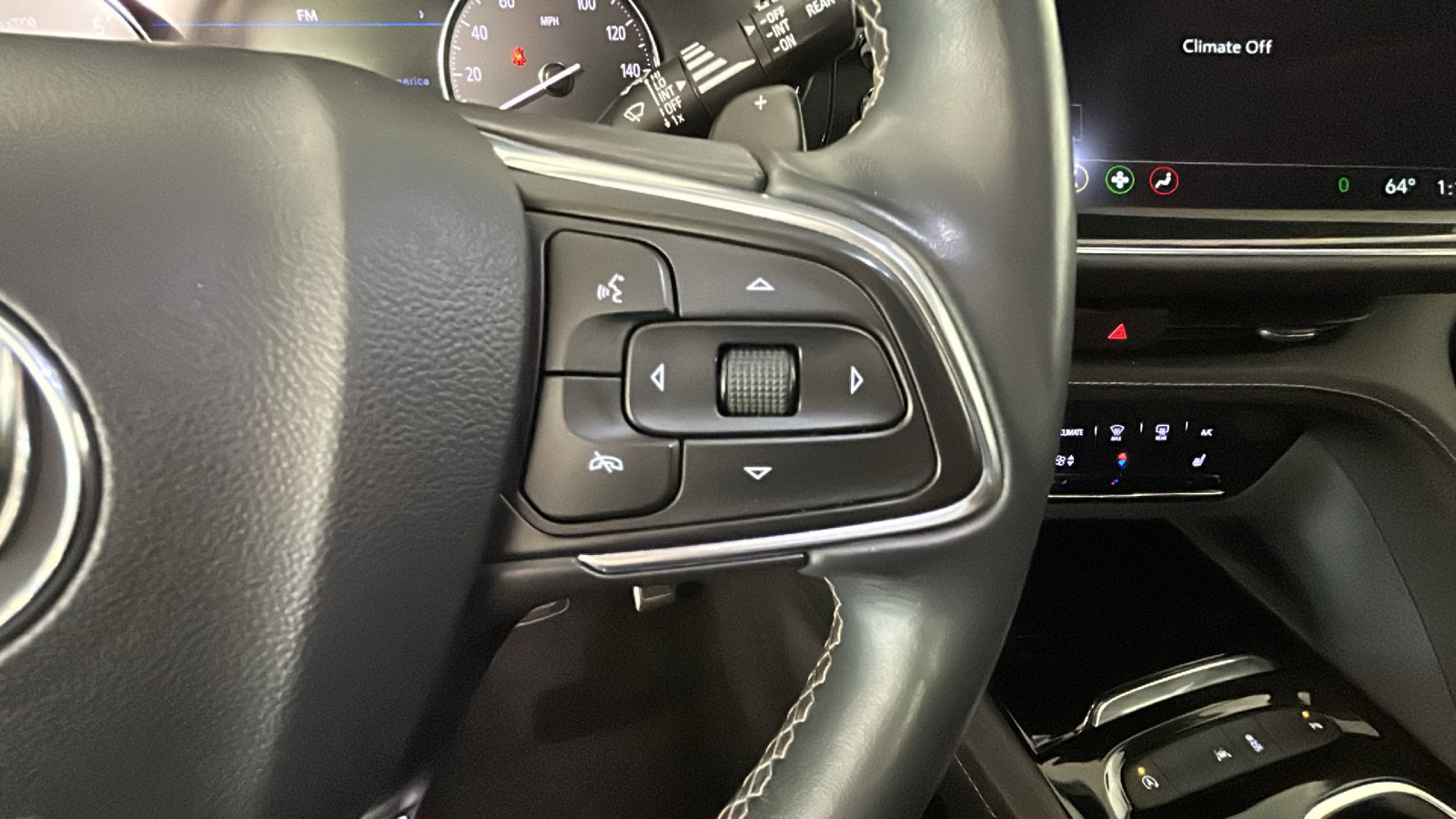 Used 2023 Buick Envision Essence w/ Sport Touring Package FWD image 21