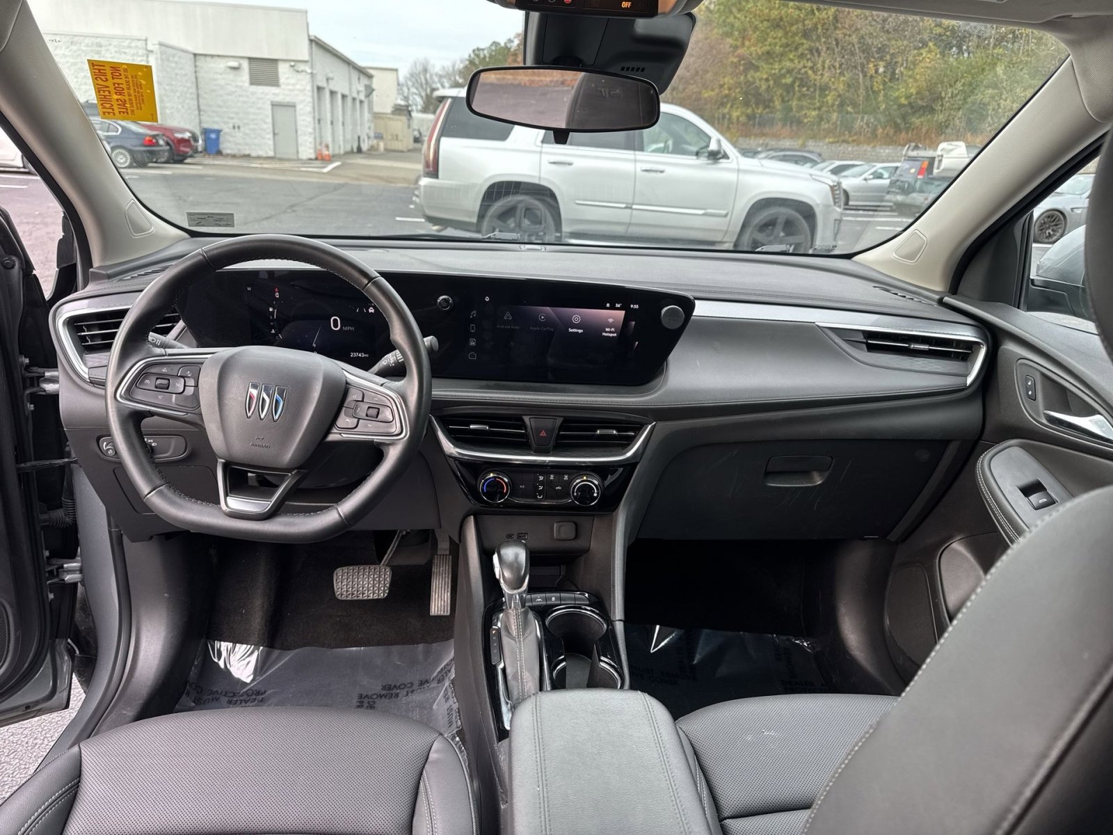 Used 2024 Buick Encore GX Sport Touring image 12