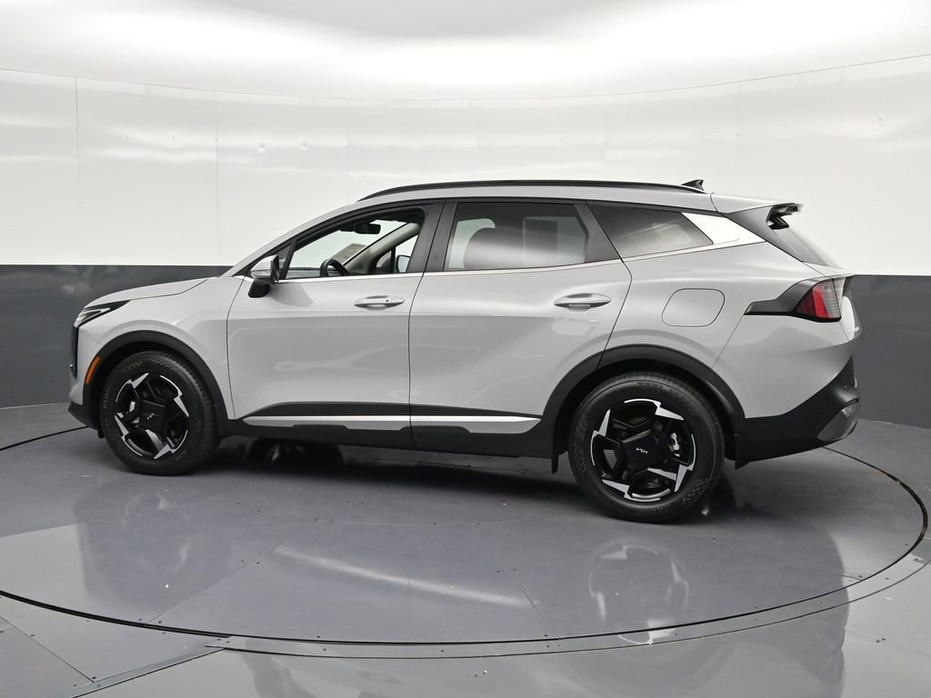 Used 2026 Kia Sportage EX w/ EX Panorama Roof Package FWD image 8