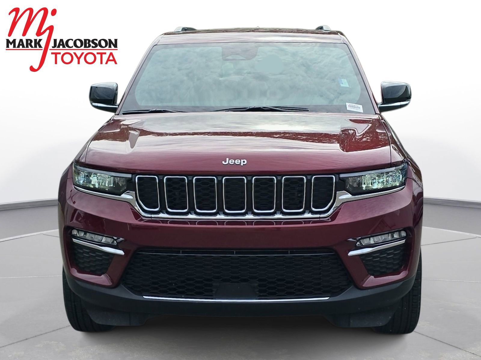 Used 2025 Jeep Grand Cherokee Limited RWD image 2