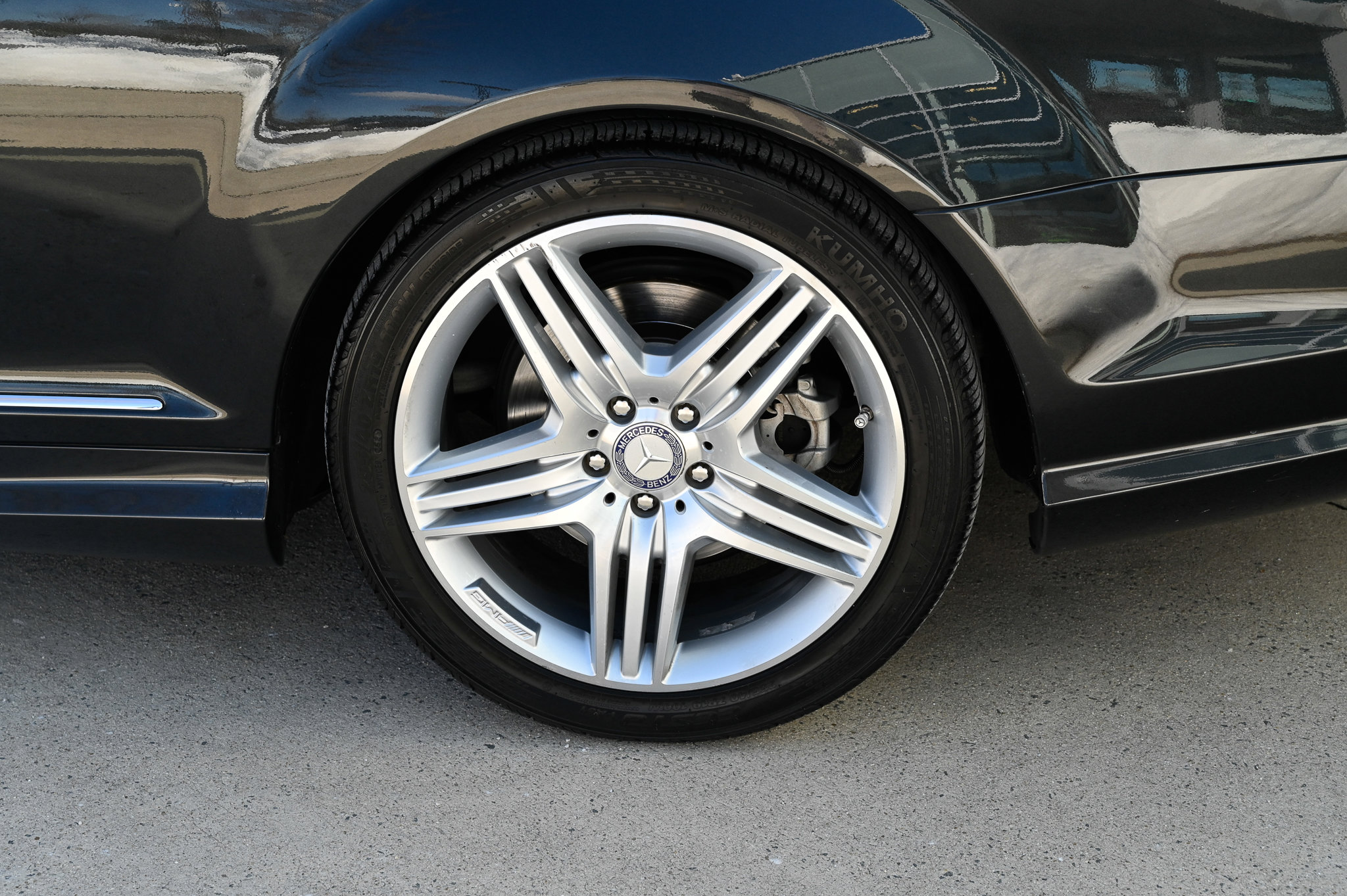 Used 2013 Mercedes-Benz CL 550 4MATIC image 10