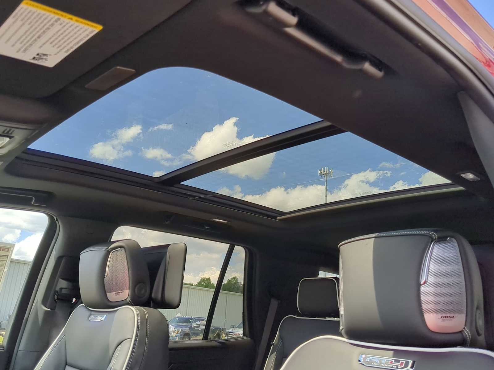 New 2026 GMC Yukon AT4 Ultimate AWD/4WD image 23
