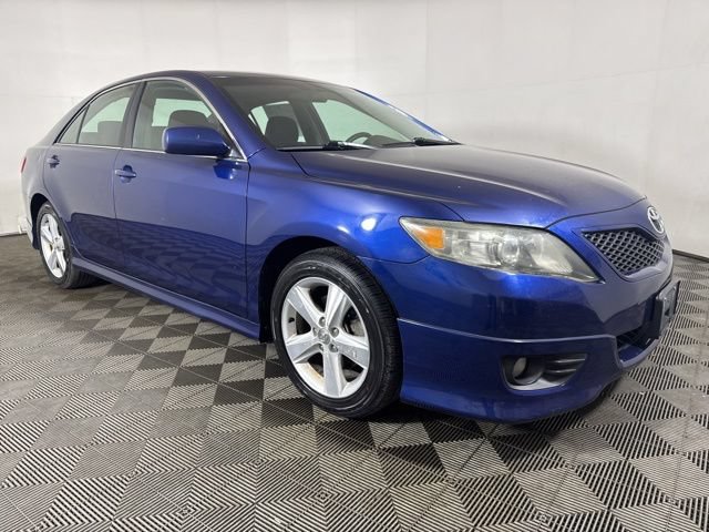 Used 2011 Toyota Camry SE w/ Fleet Convenience Pkg FWD image 1