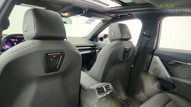 Used 2024 BMW 530i image 30