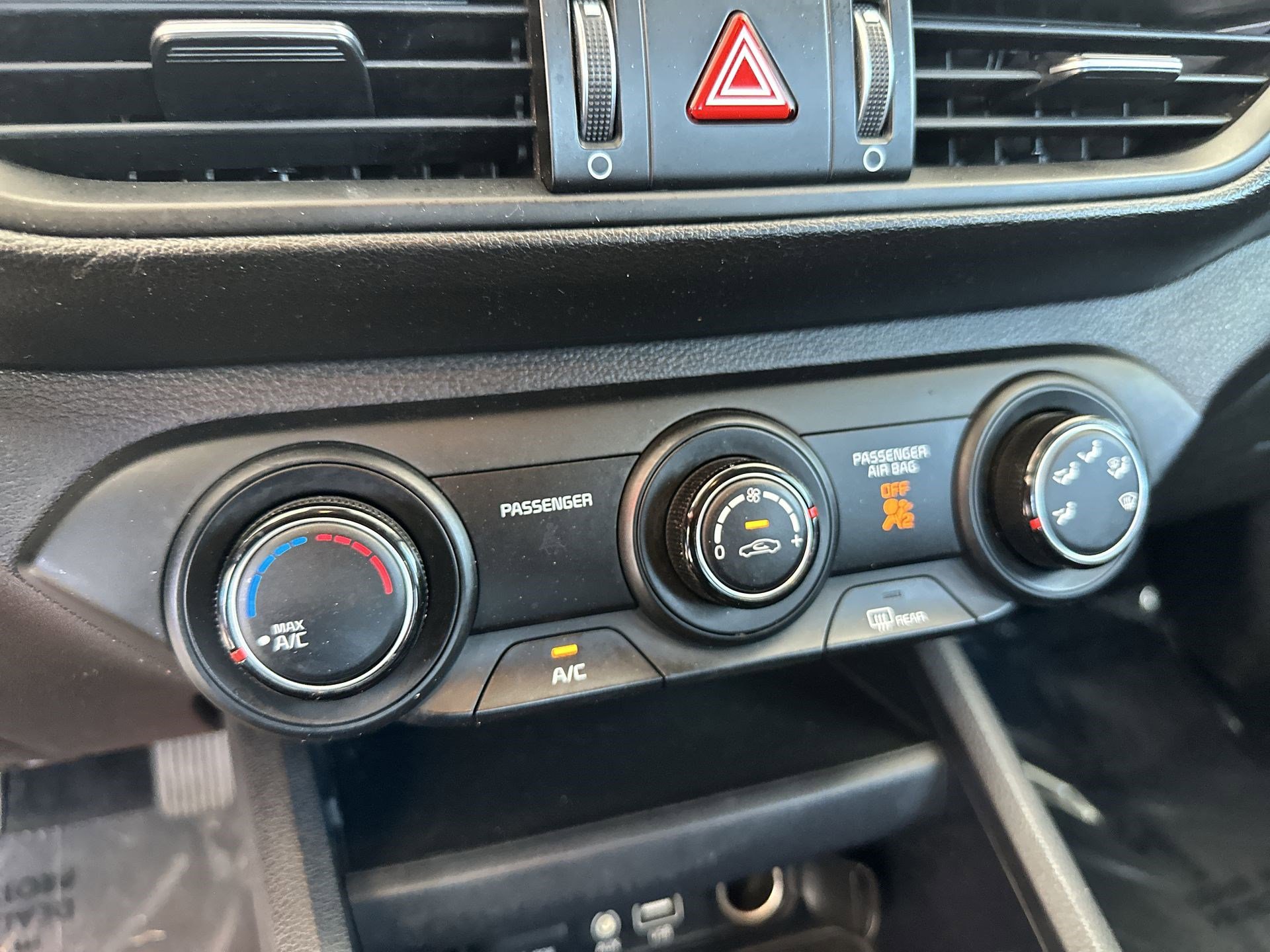 Used 2021 Kia Forte LXS image 17