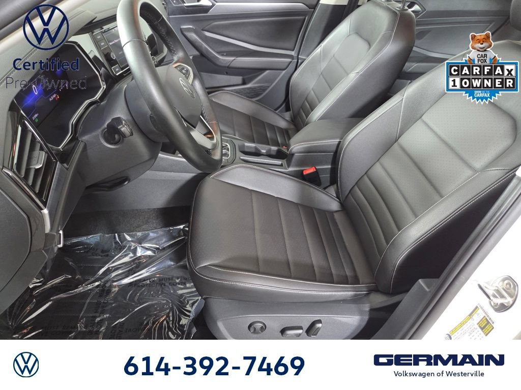 Used 2024 Volkswagen Jetta SE w/ Panoramic Sunroof Package FWD image 14