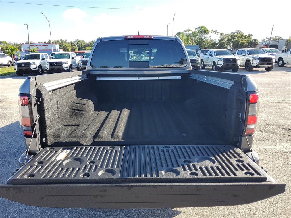 New 2026 Nissan Frontier PRO-4X w/ Pro-4x Convenience Package image 5