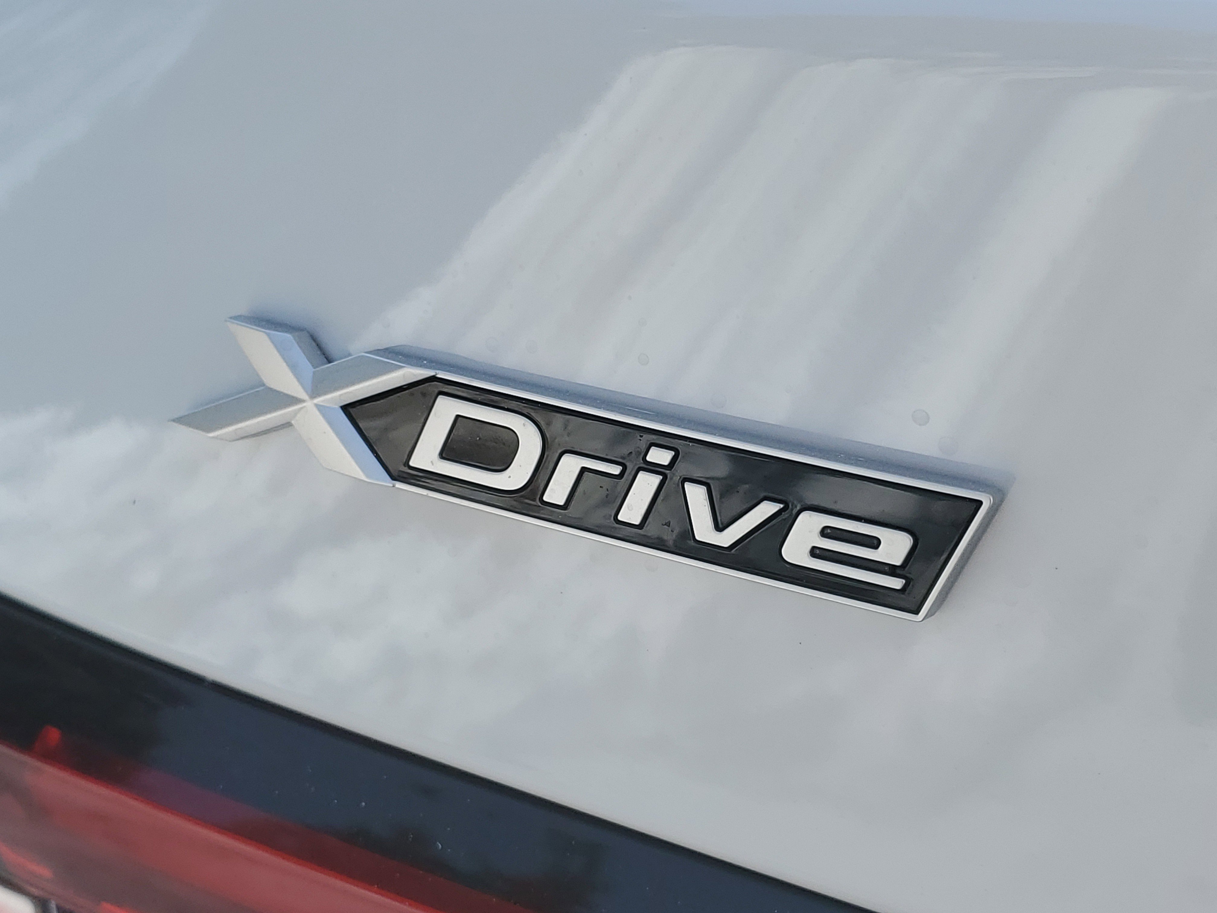 New 2026 BMW 530i xDrive w/ Premium Package image 28