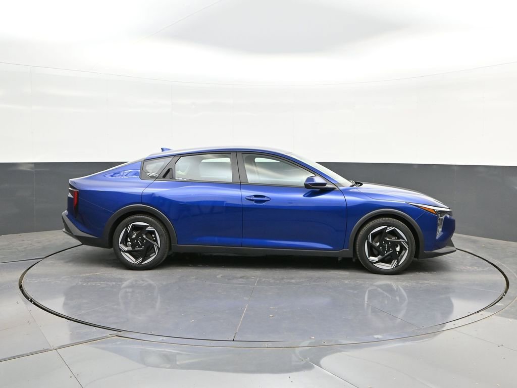 Used 2025 Kia K4 EX image 24