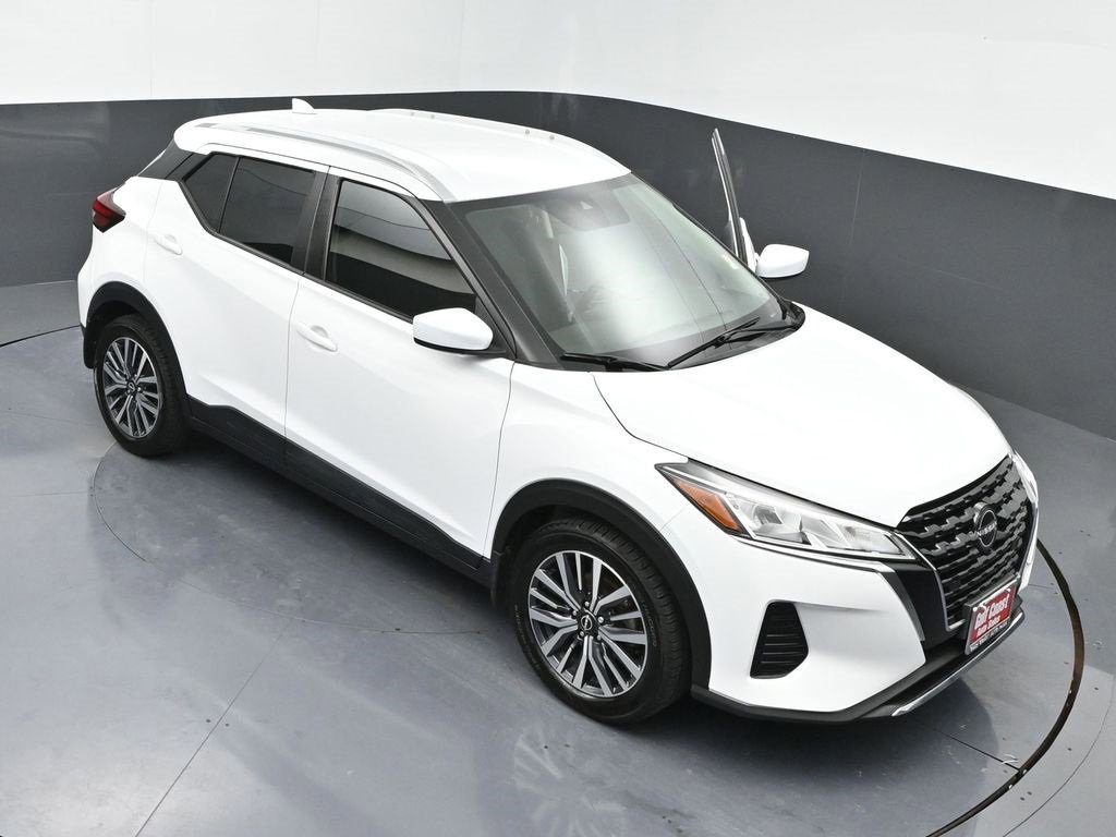 Used 2022 Nissan Kicks SV image 37