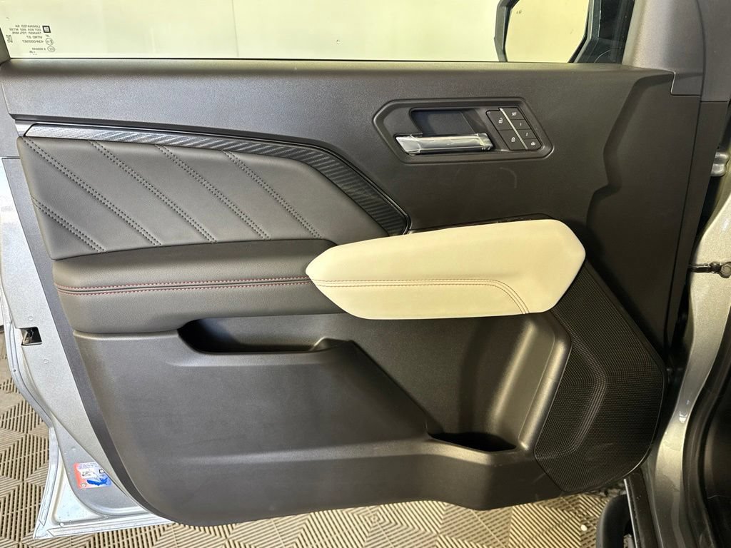 New 2026 GMC Canyon AT4X w/ LPO, Black Badging Package AWD/4WD image 15