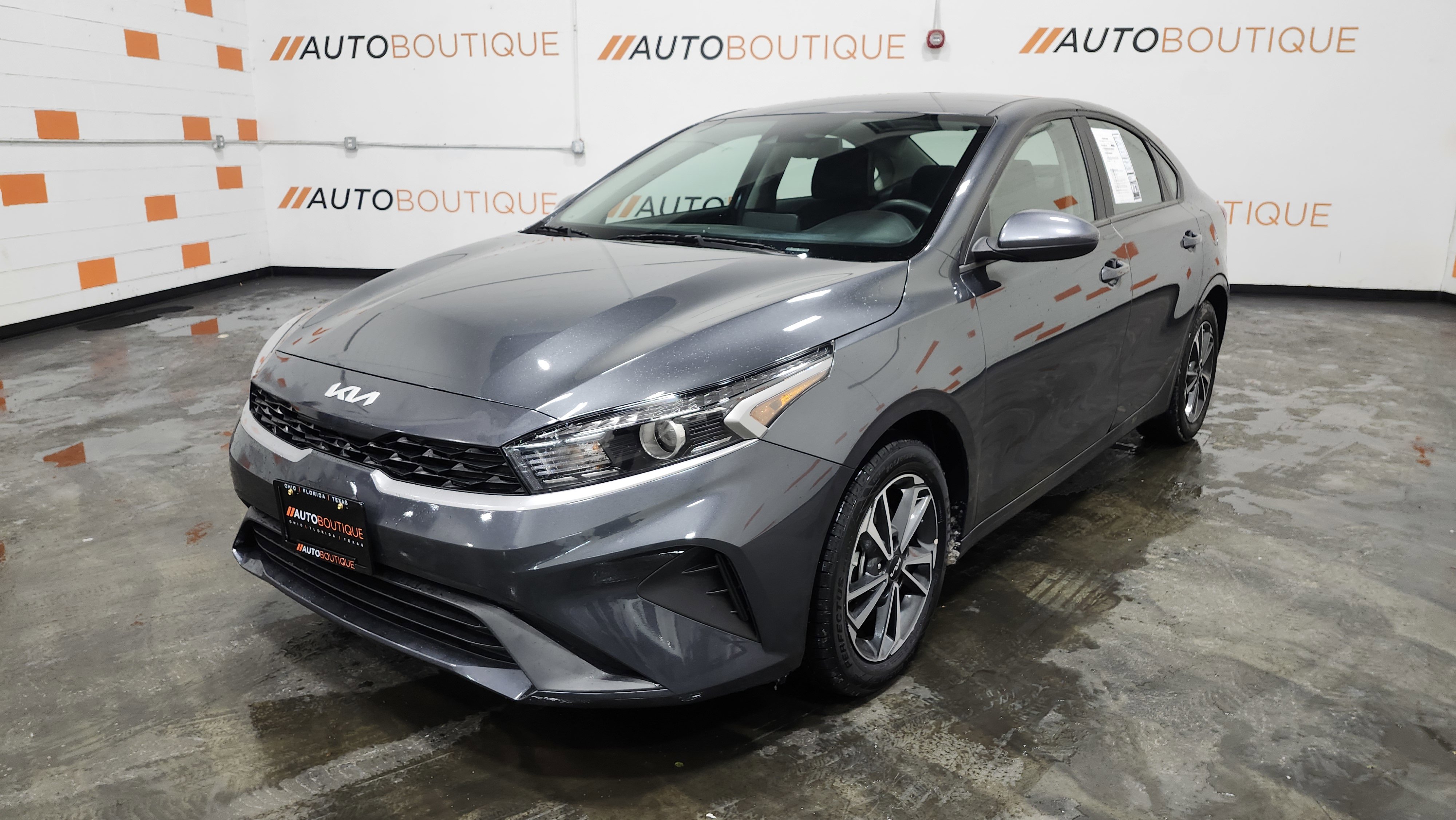 Used 2024 Kia Forte LXS image 10