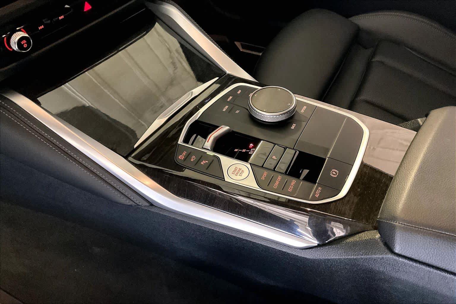 Used 2024 BMW M440i Coupe w/ Premium Package RWD image 15