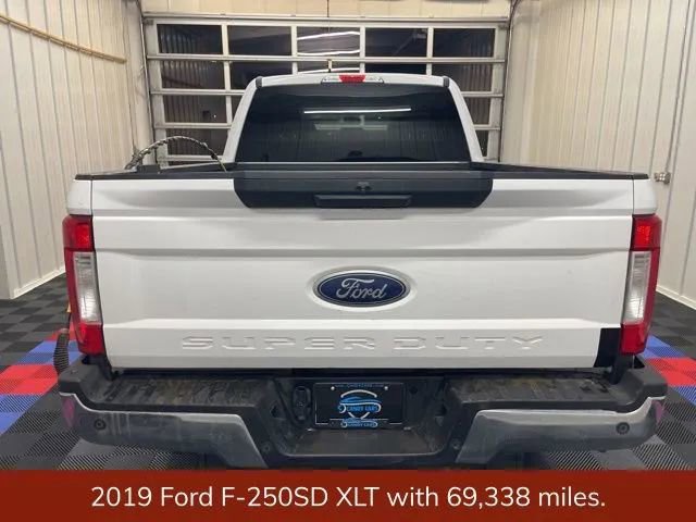 Used 2019 Ford F250 XLT w/ XLT Value Package image 3