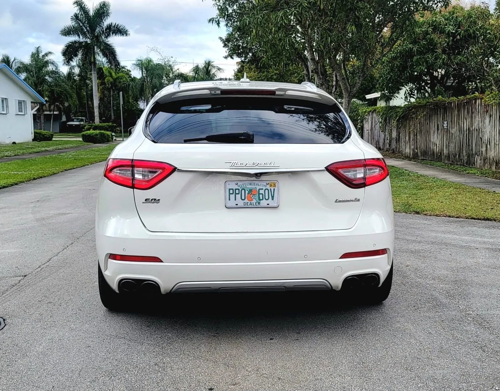 Used 2017 Maserati Levante S image 14