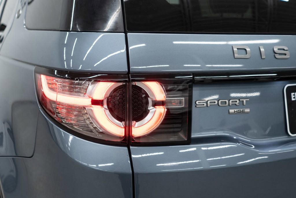 Used 2018 Land Rover Discovery Sport HSE AWD/4WD image 40
