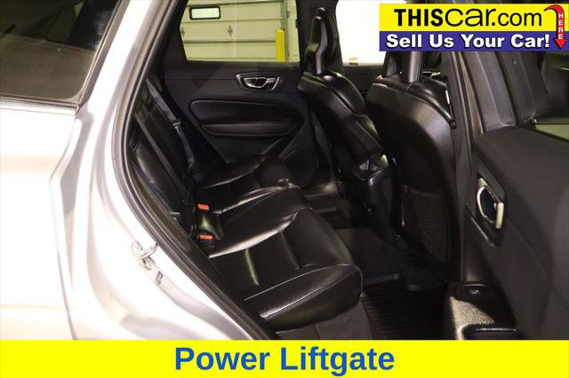 Used 2019 Volvo XC60 T5 Momentum w/ Premium Package FWD image 23