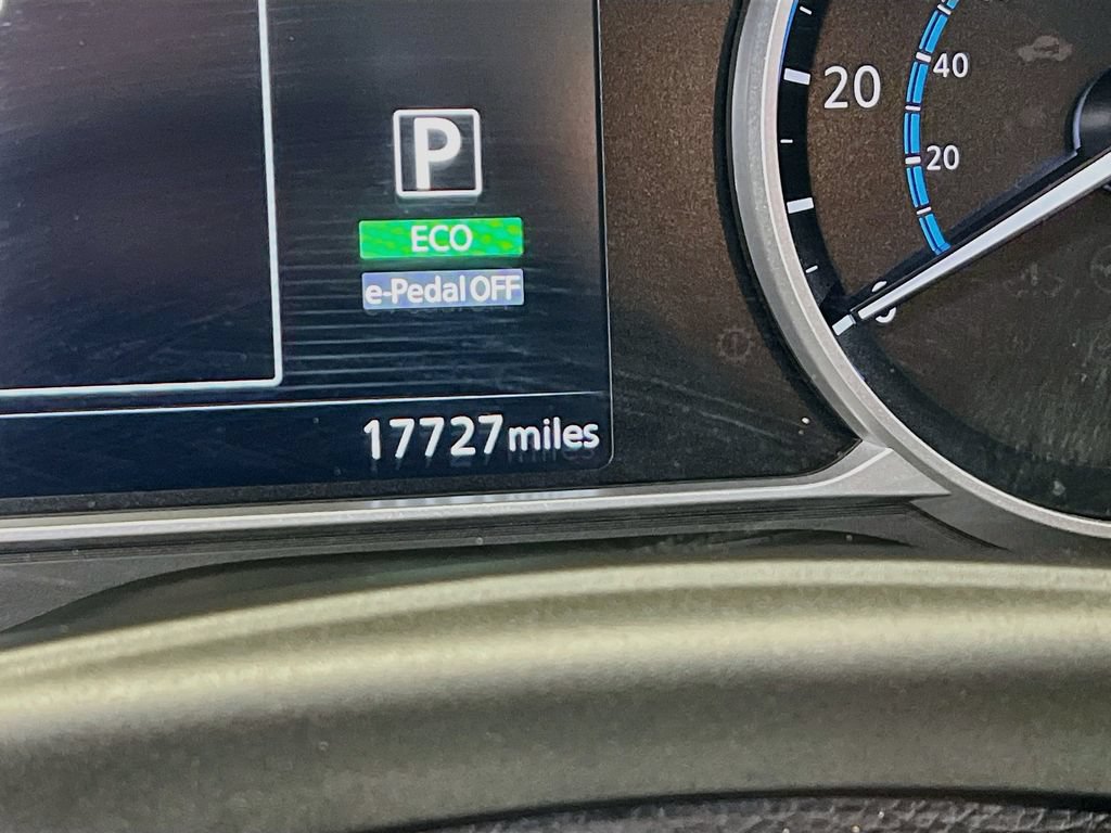 Used 2024 Nissan Leaf SV Plus FWD image 12