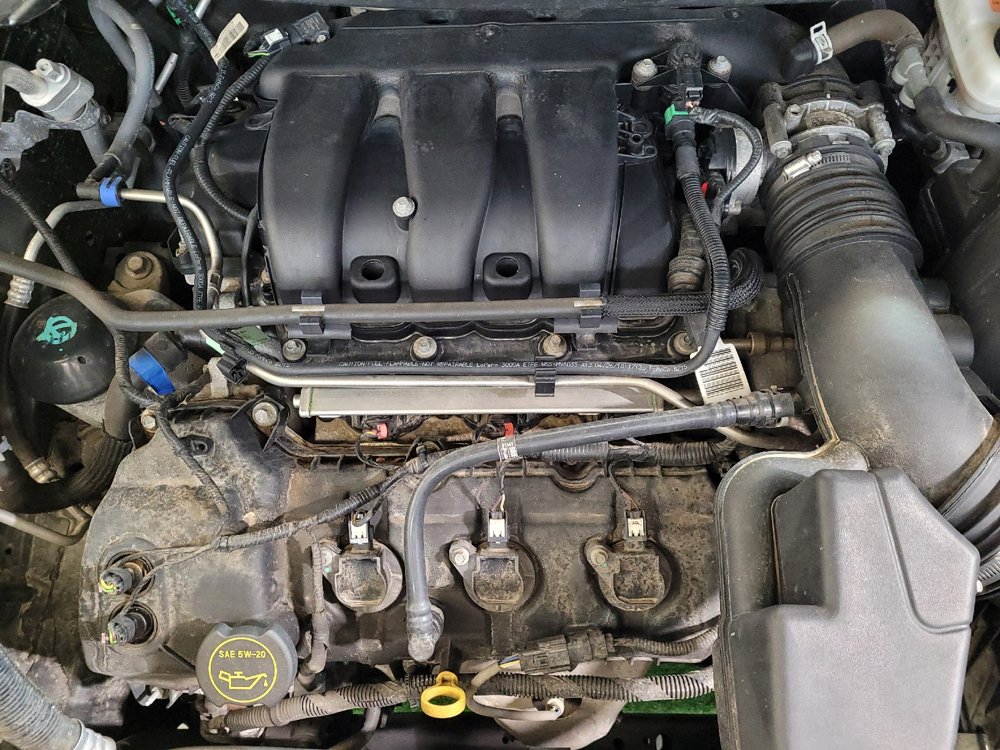 Used 2018 Ford Explorer Limited w/ Equipment Group 301A AWD/4WD image 30