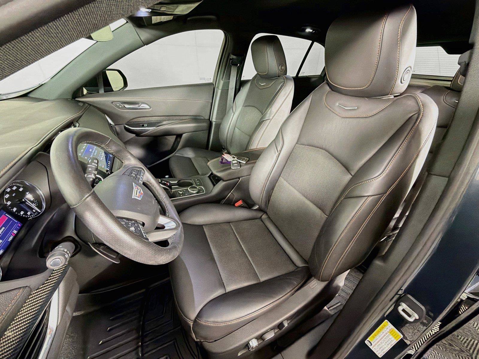 Used 2020 Cadillac XT4 Sport AWD/4WD image 2