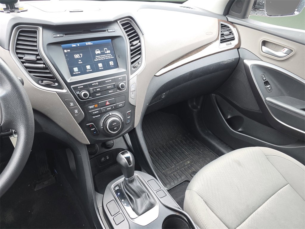 Used 2017 Hyundai Santa Fe Sport image 28