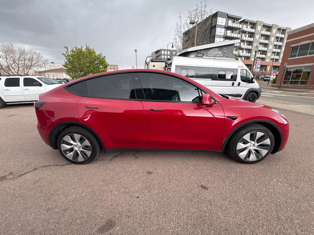 Used 2022 Tesla Model Y Long Range AWD/4WD image 4