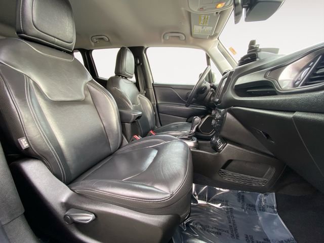 Used 2021 Jeep Renegade Limited w/ Luxury Group II image 15