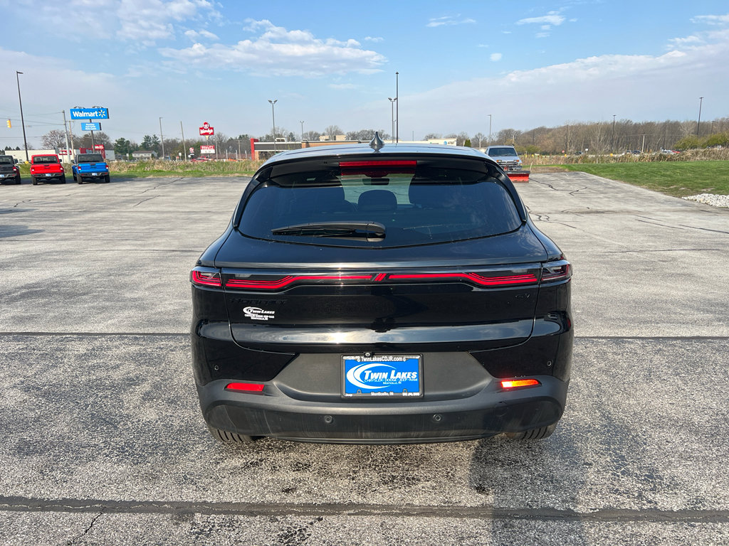 Used 2023 Dodge Hornet GT w/ GT Blacktop Package image 7
