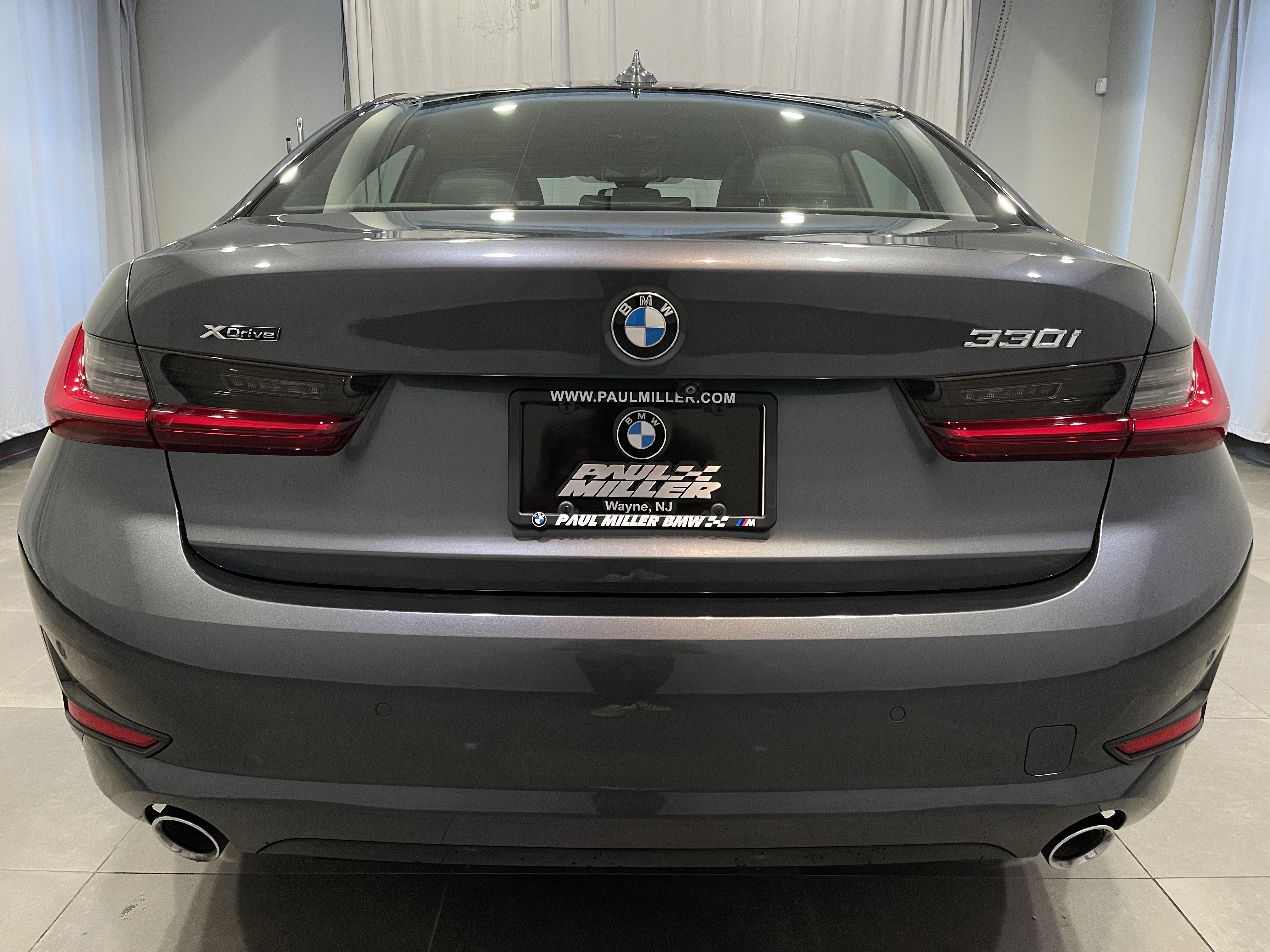 Used 2022 BMW 330i xDrive Sedan w/ Premium Package 2 AWD/4WD image 5