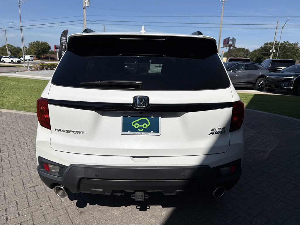 Used 2023 Honda Passport Elite image 5