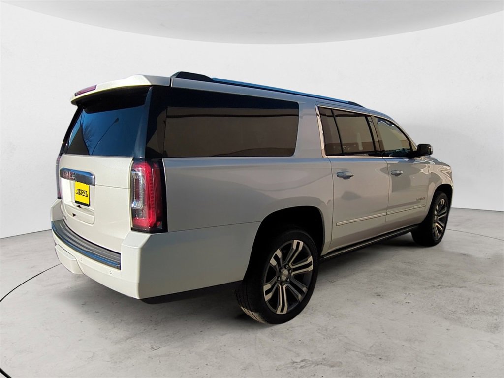 Used 2018 GMC Yukon XL Denali image 5