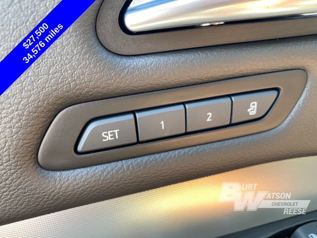 Used 2022 Cadillac XT4 Premium Luxury w/ Enhanced Visibility Package AWD/4WD image 33