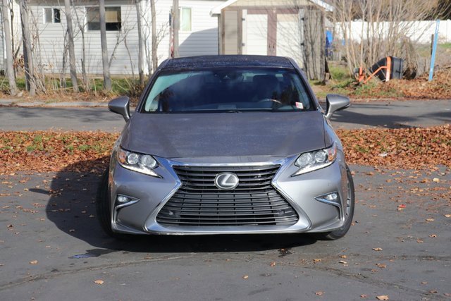 Used 2017 Lexus ES 350 image 2