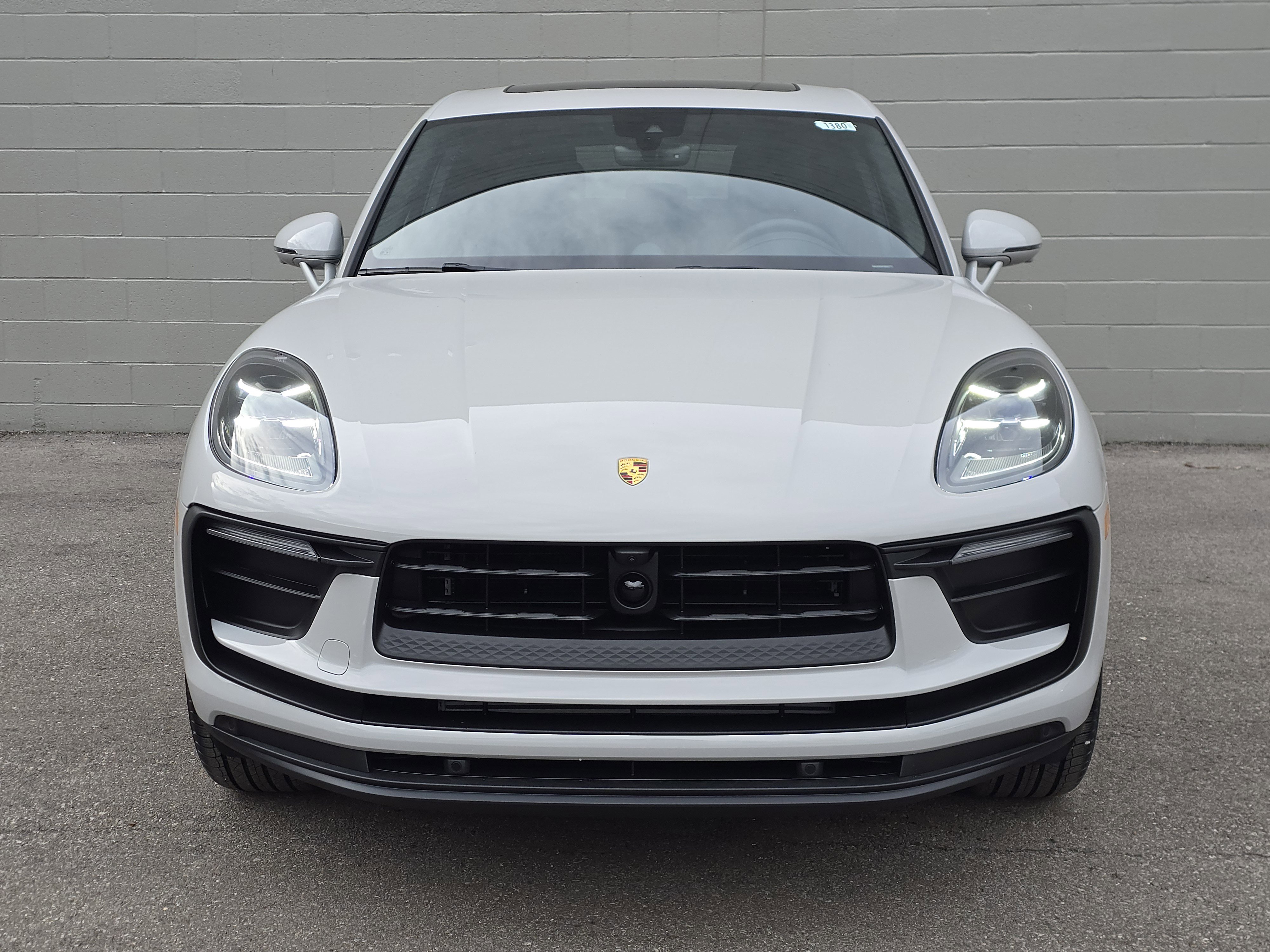 New 2026 Porsche Macan image 6